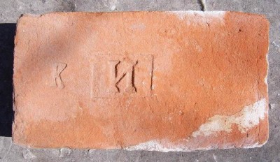 Действительно клеймо ставилось "И" но тут слева добавлено "к" - непонятно...